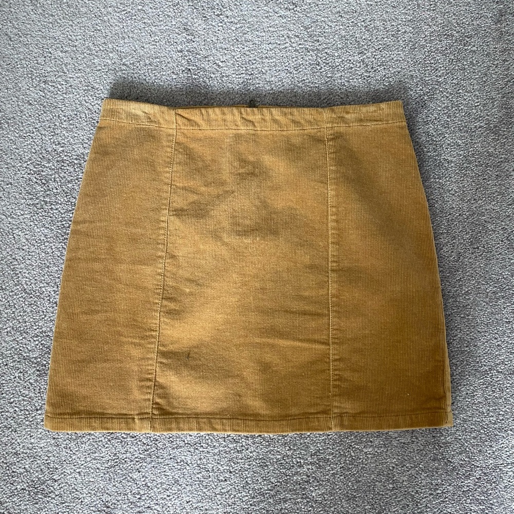 corduroy style skirt mid rise